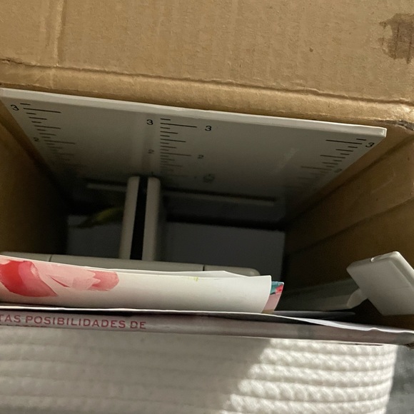 Darice BOW2300 Mini Bowdabra Hair Bow Making Kit (1Kit), Gray - Picture 8 of 13